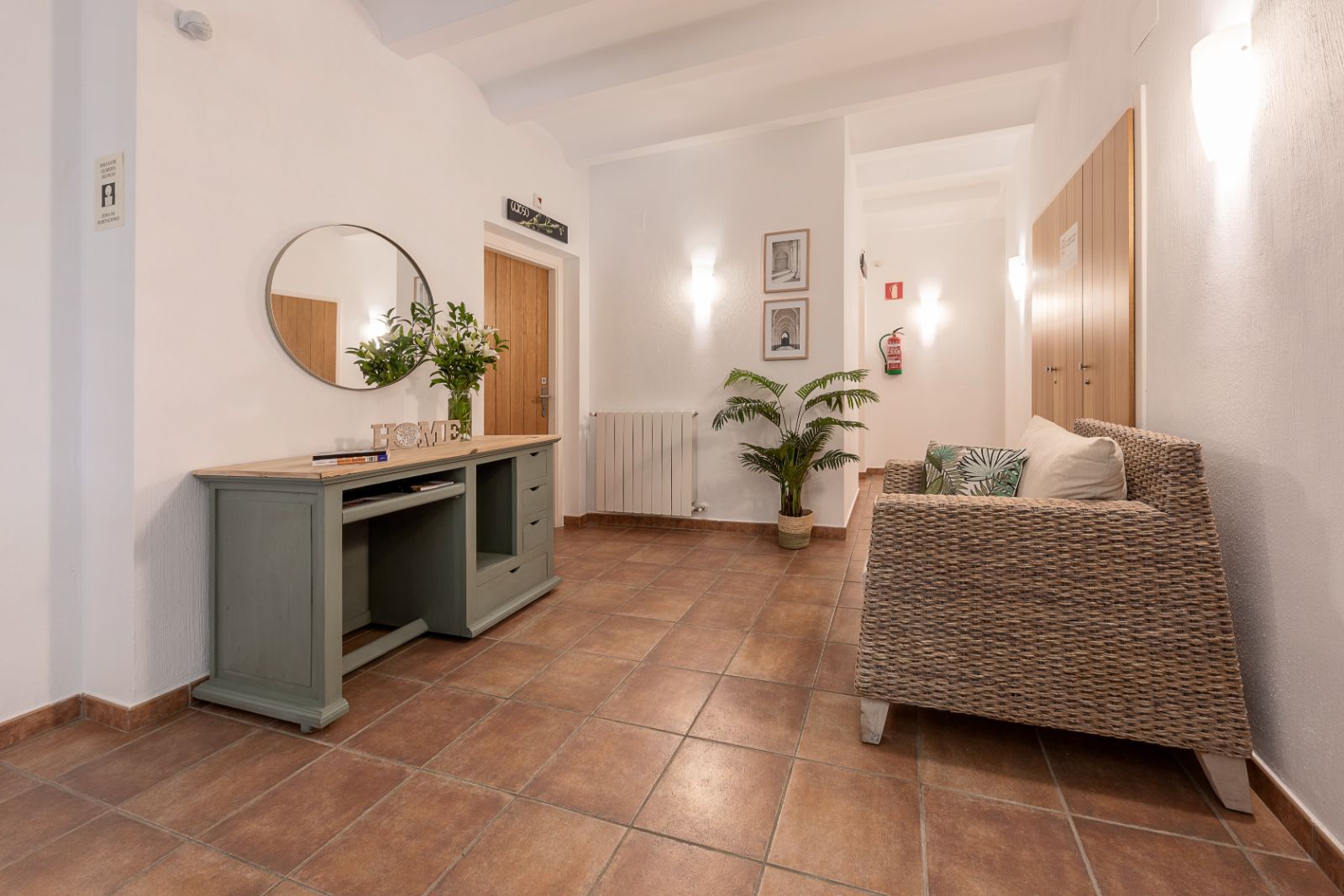 Hall Habitaciones La Sitja, Hotel Adults Only en la Vall d'Albaida, Valencia