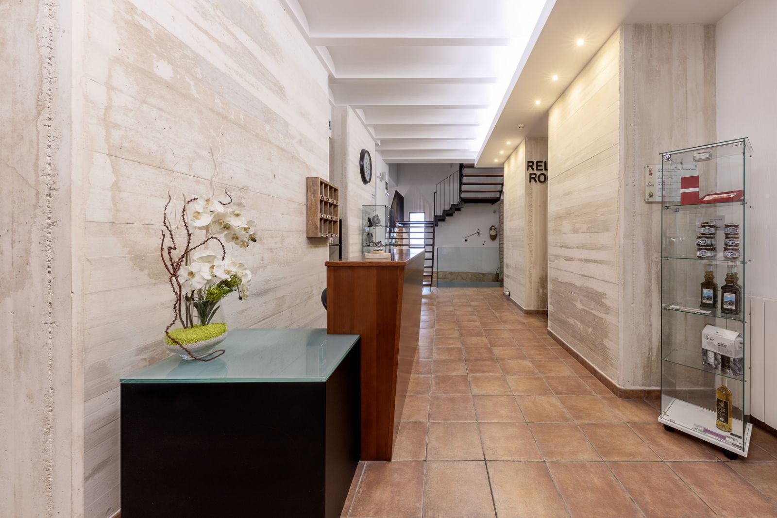 Hall recepción La Sitja, Hotel Adults Only en la Vall d'Albaida, Valencia